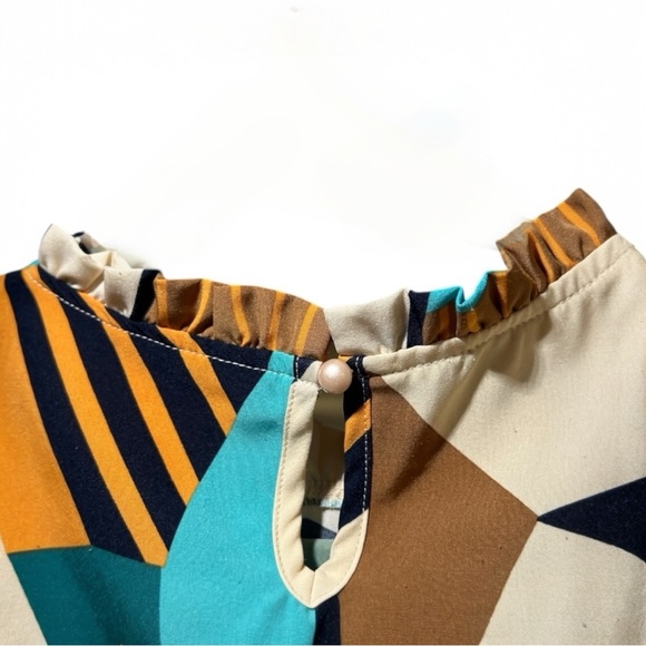 Color Block Ruffle Blouse – Faux Pearl Collar, Size M - Picture 3 of 8